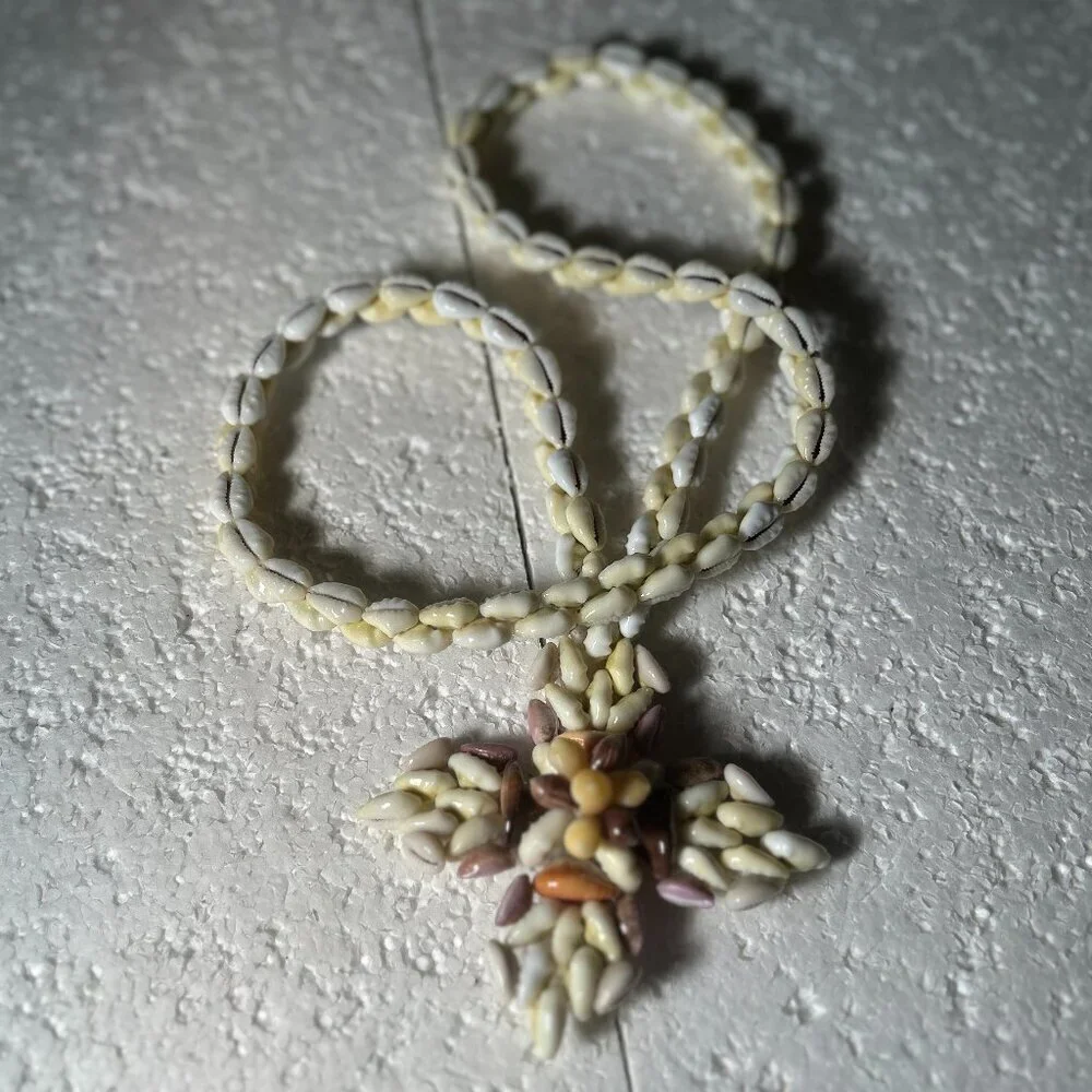 Artsy Seashell Pendant 31